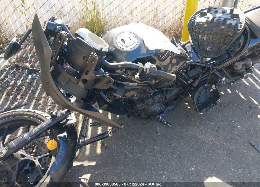 2022 HONDA CMX1100 A VIN: JH2SC8303NK100025