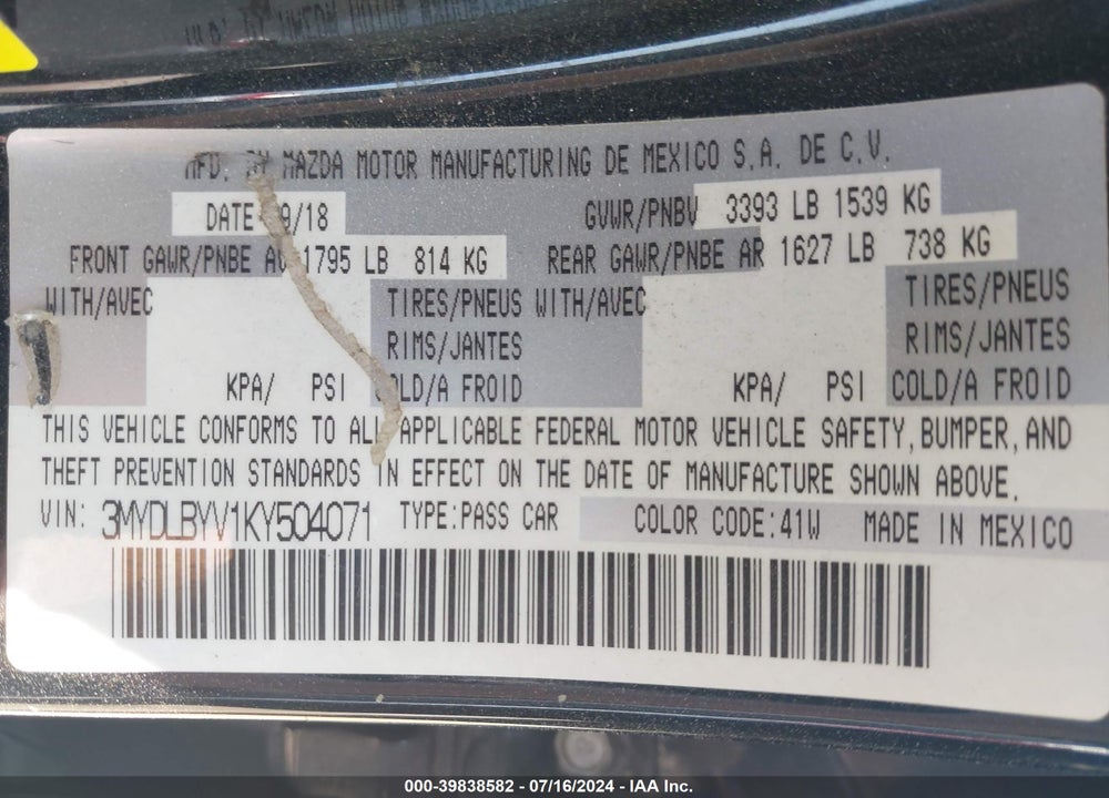 2019 TOYOTA YARIS LE VIN: 3MYDLBYV1KY504071