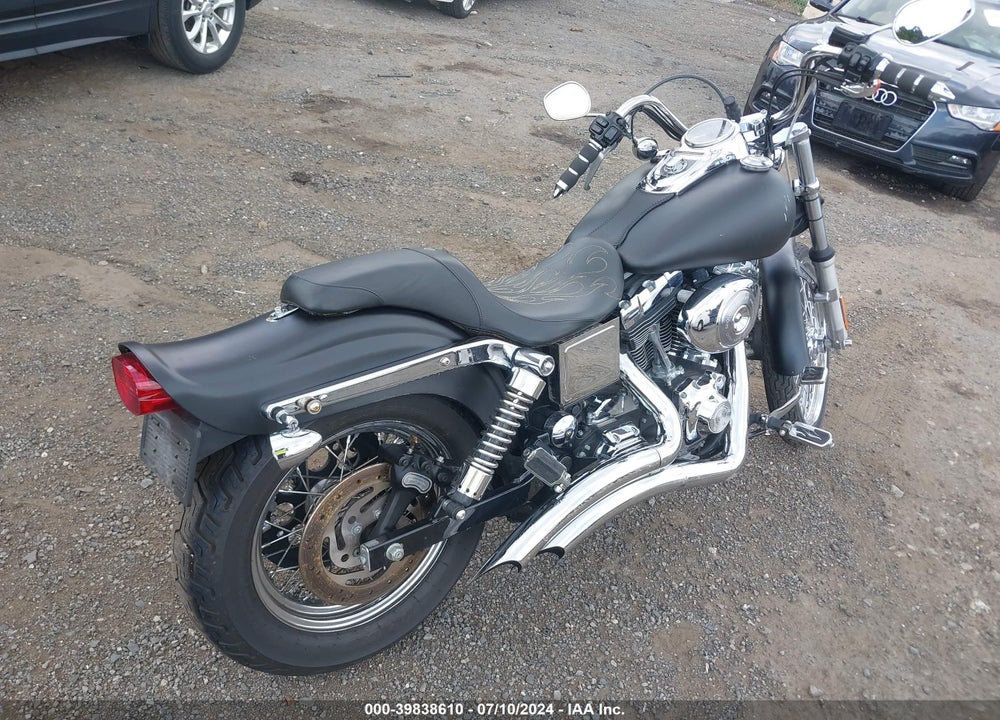 2005 HARLEY-DAVIDSON FXDWGI VIN: 1HD1GPW1X5K330344