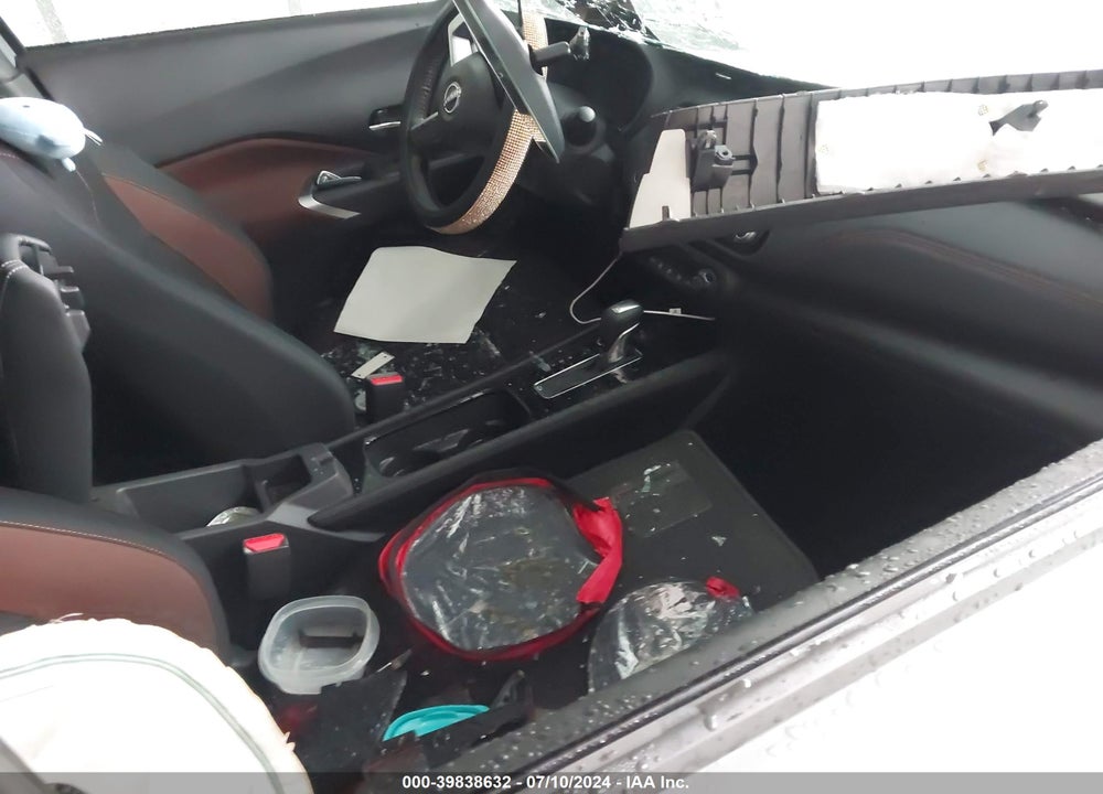 2024 NISSAN KICKS SR XTRONIC CVT VIN: 3N1CP5DV7RL519156