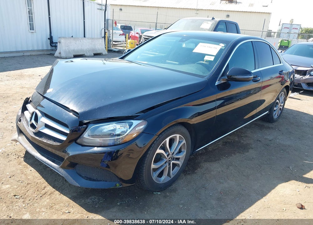 2017 MERCEDES-BENZ C 300 LUXURY/SPORT VIN: 55SWF4JB8HU231076
