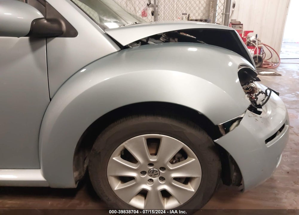 2009 VOLKSWAGEN NEW BEETLE 2.5L VIN: 3VWRW31C79M515861