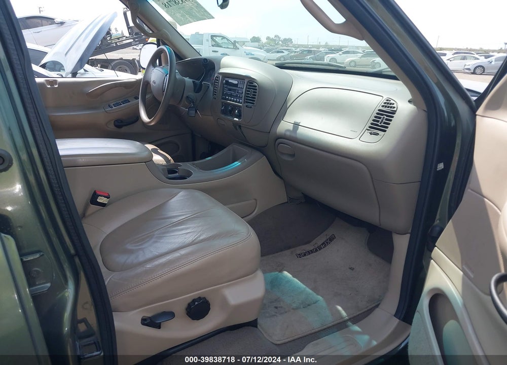 2001 FORD EXPEDITION XLT VIN: 1FMRU15W41LA84754