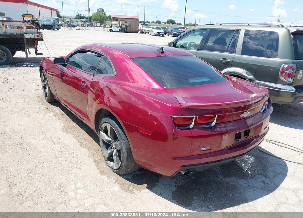 2011 CHEVROLET CAMARO 1LT VIN: 2G1FB1ED8B9111032