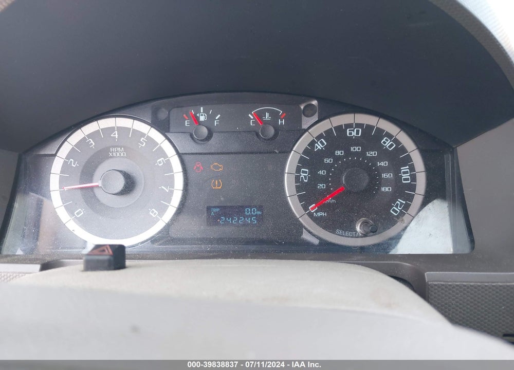 2010 FORD ESCAPE XLS VIN: 1FMCU0C76AKC27625
