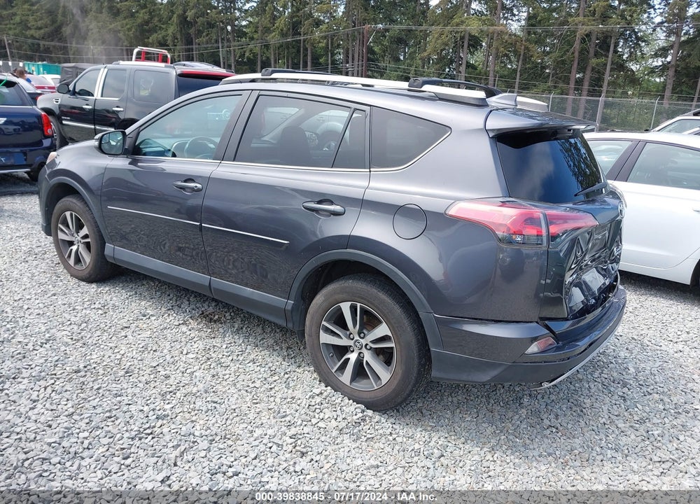 2016 TOYOTA RAV4 XLE VIN: 2T3RFREV1GW464631