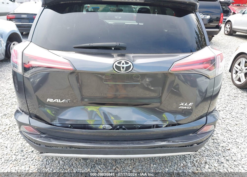 2016 TOYOTA RAV4 XLE VIN: 2T3RFREV1GW464631