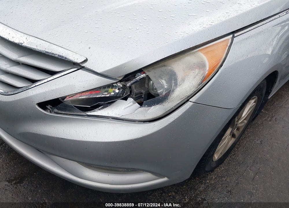 2013 HYUNDAI SONATA GLS VIN: 5NPEB4AC9DH754605
