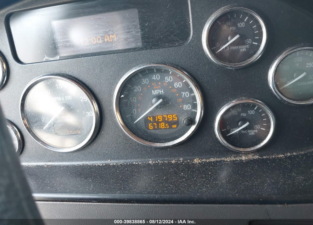 2015 PETERBILT 337 VIN: 2NP2HM6X9FM265940