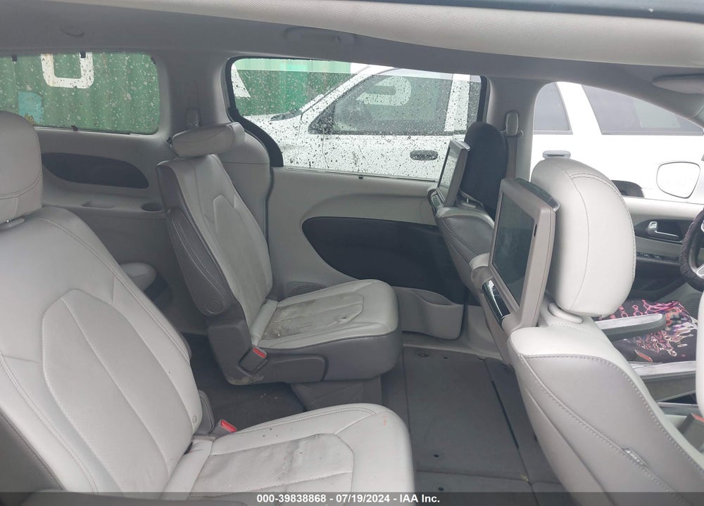 2018 CHRYSLER PACIFICA TOURING L PLUS VIN: 2C4RC1EG4JR111507
