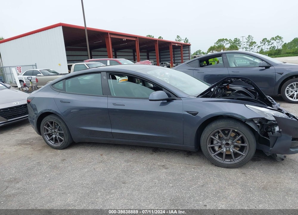2021 TESLA MODEL 3 STANDARD RANGE PLUS REAR-WHEEL DRIVE VIN: 5YJ3E1EA4MF043818