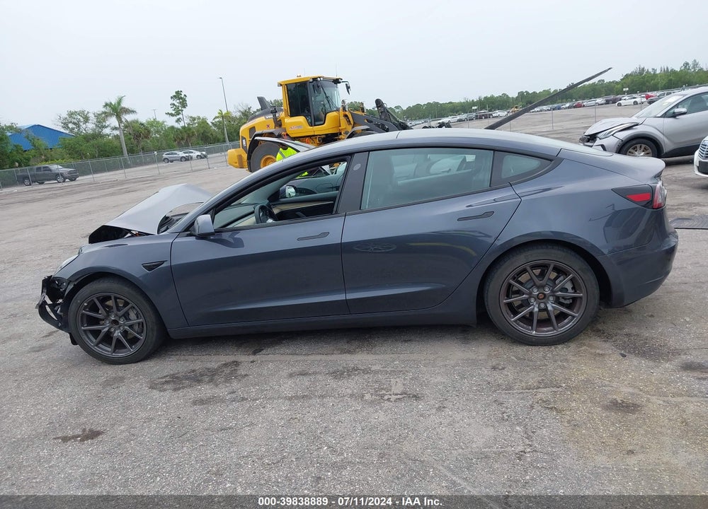 2021 TESLA MODEL 3 STANDARD RANGE PLUS REAR-WHEEL DRIVE VIN: 5YJ3E1EA4MF043818
