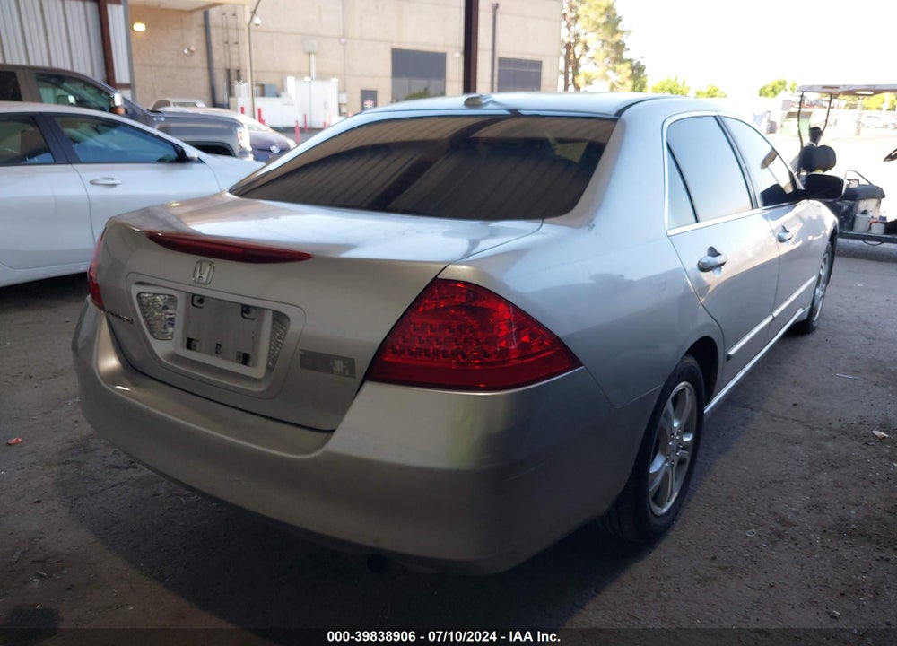 2007 HONDA ACCORD 2.4 EX VIN: JHMCM56897C002946