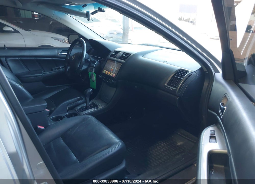 2007 HONDA ACCORD 2.4 EX VIN: JHMCM56897C002946