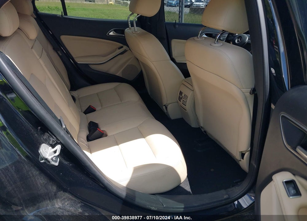 2015 MERCEDES-BENZ GLA 250 4MATIC VIN: WDCTG4GB1FJ174812