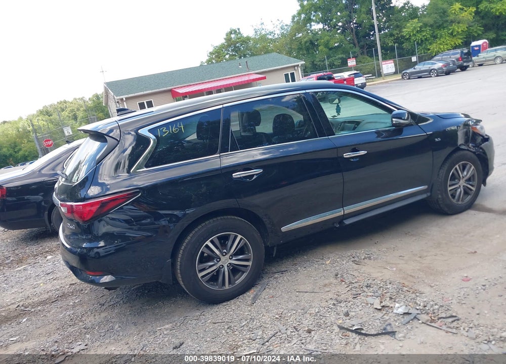 2017 INFINITI QX60 VIN: 5N1DL0MMXHC556831