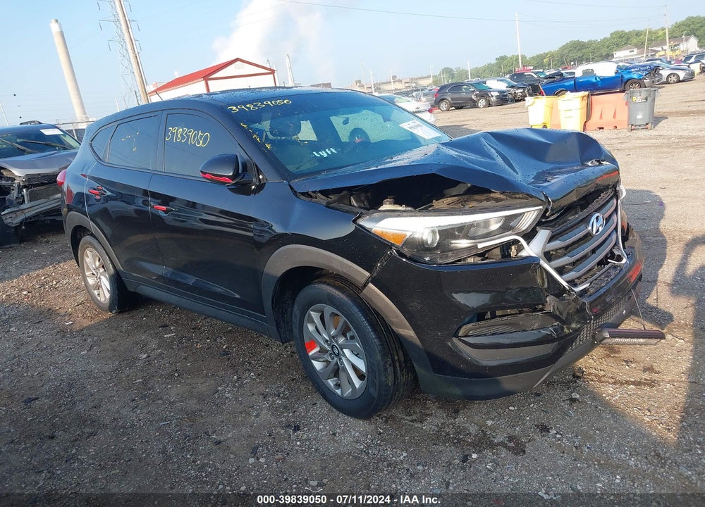 2018 HYUNDAI TUCSON SE VIN: KM8J23A44JU633009