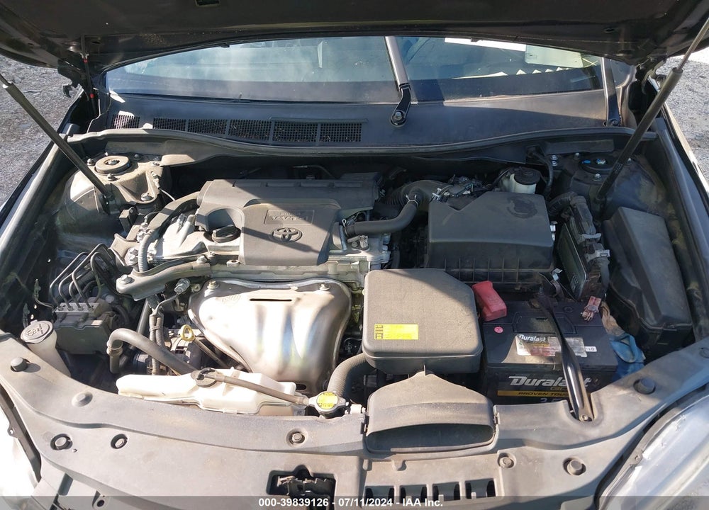 2015 TOYOTA CAMRY SE VIN: 4T1BF1FK4FU001722