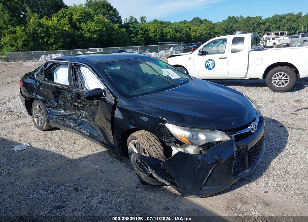 2015 TOYOTA CAMRY SE VIN: 4T1BF1FK4FU001722