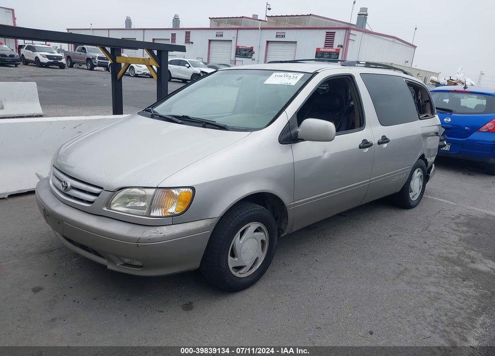 2001 TOYOTA SIENNA XLE VIN: 4T3ZF13C41U348401