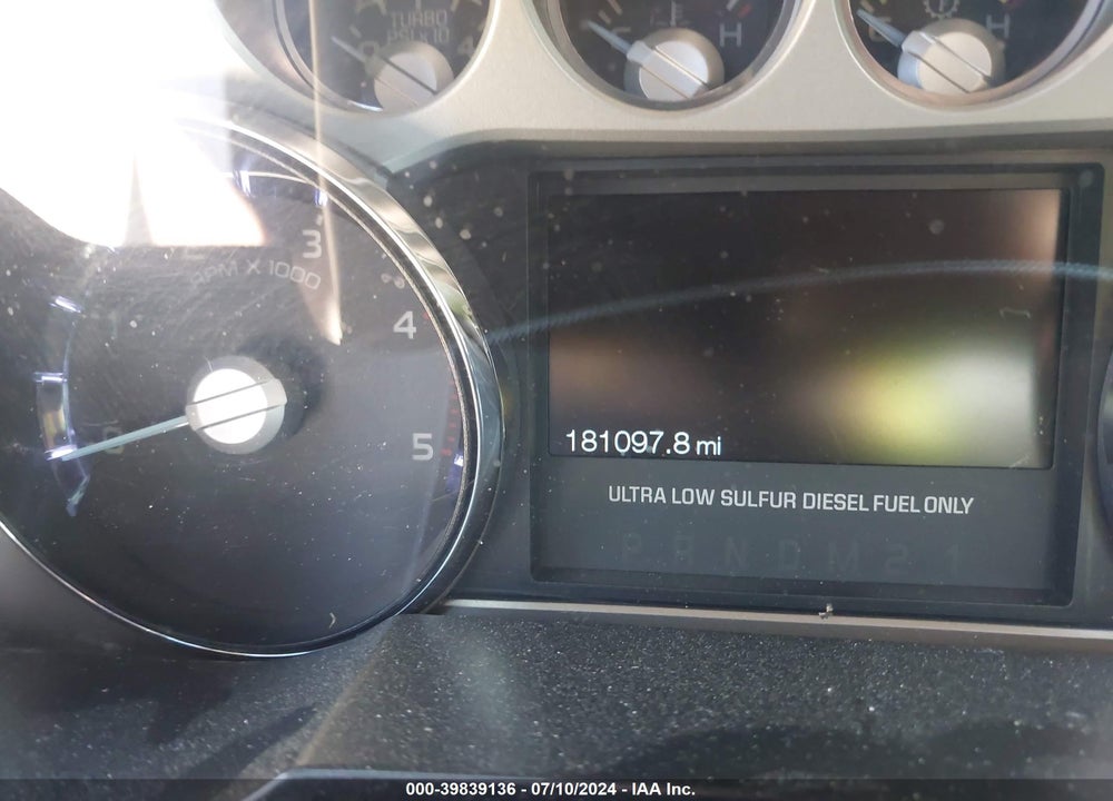 2011 FORD F-350 LARIAT VIN: 1FT8W3BT9BEC40163