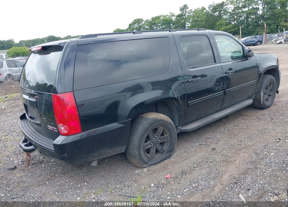 2011 GMC YUKON XL 1500 SLE VIN: 1GKS2HE3XBR211357