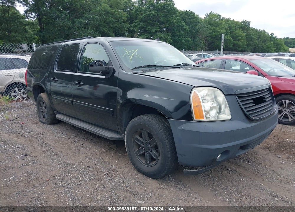 2011 GMC YUKON XL 1500 SLE VIN: 1GKS2HE3XBR211357