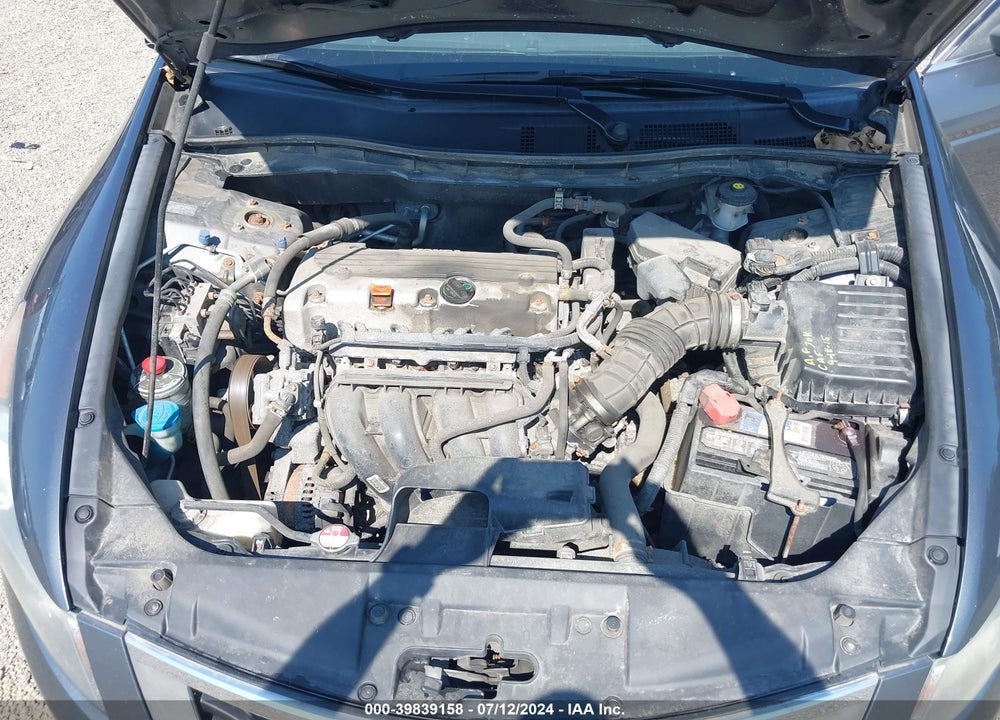 2010 HONDA ACCORD 2.4 LX VIN: 1HGCP2F33AA120622