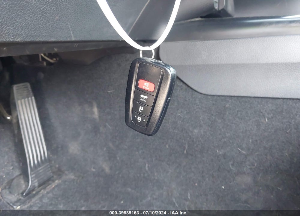 2020 TOYOTA CAMRY LE HYBRID VIN: 4T1C31AK4LU521273