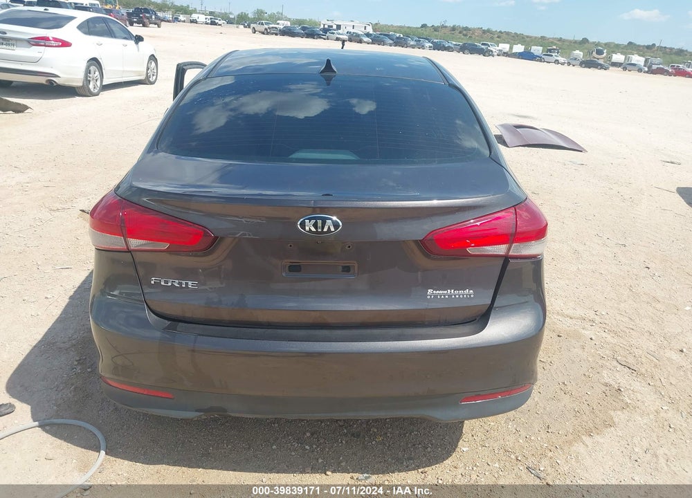 2017 KIA FORTE LX VIN: 3KPFL4A73HE013302