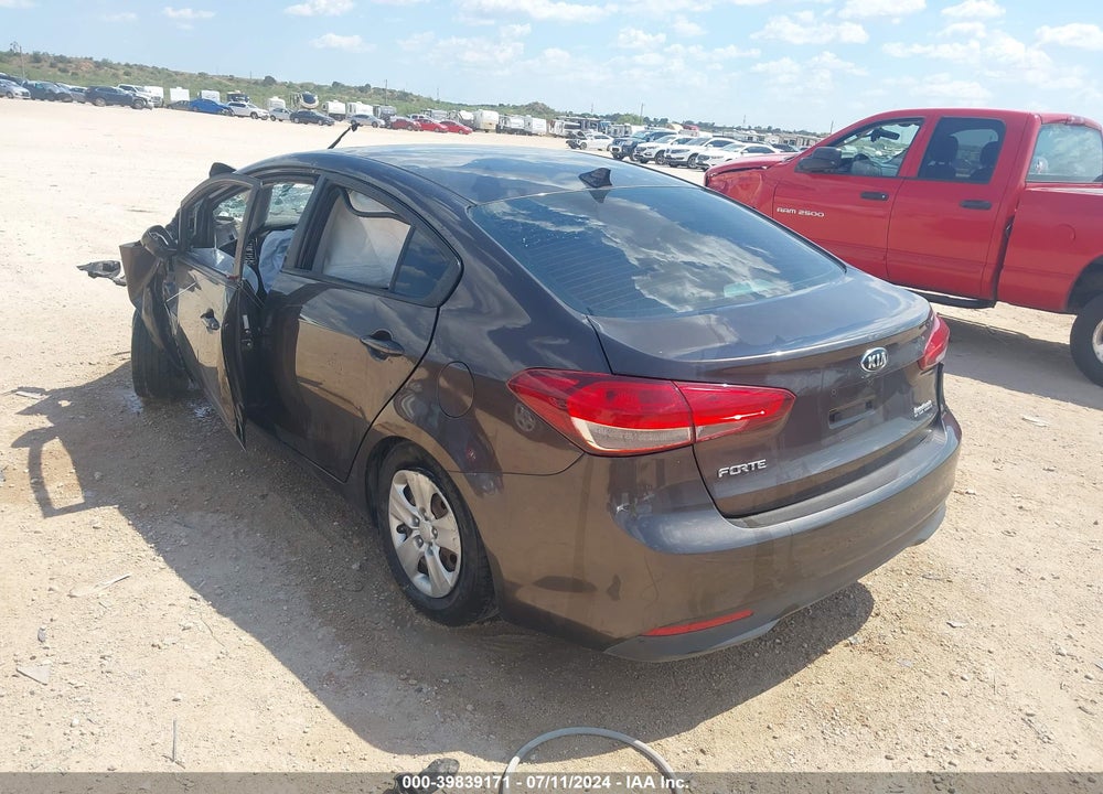 2017 KIA FORTE LX VIN: 3KPFL4A73HE013302