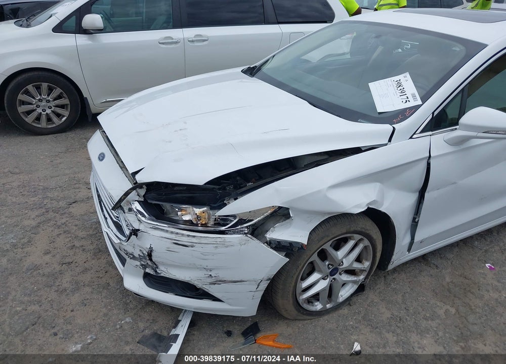 2015 FORD FUSION SE VIN: 3FA6P0HD3FR138465