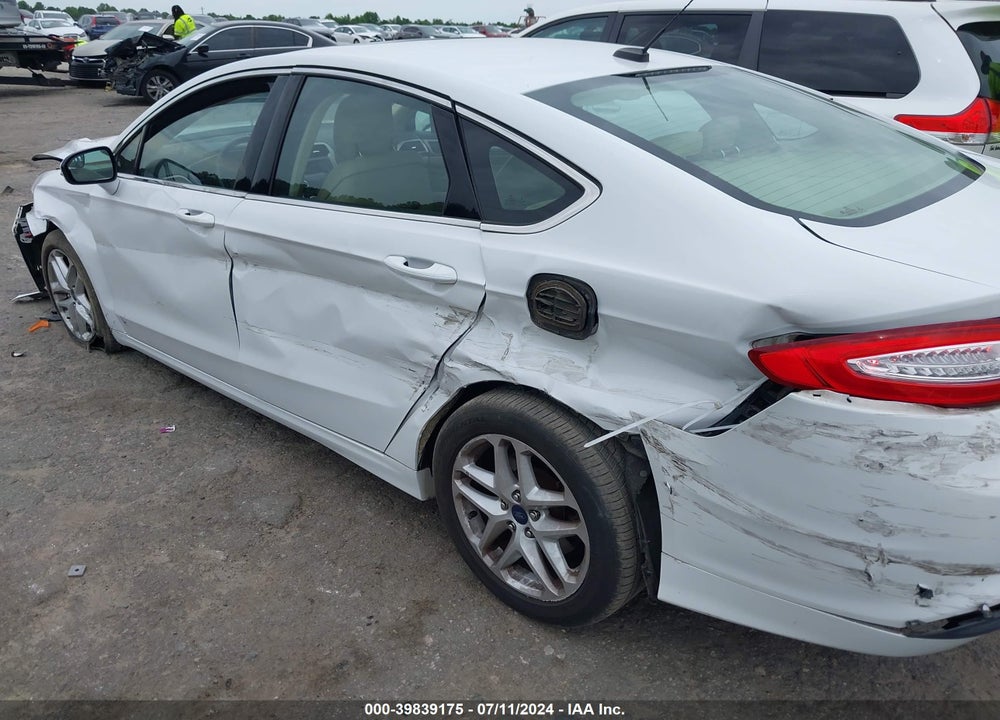 2015 FORD FUSION SE VIN: 3FA6P0HD3FR138465