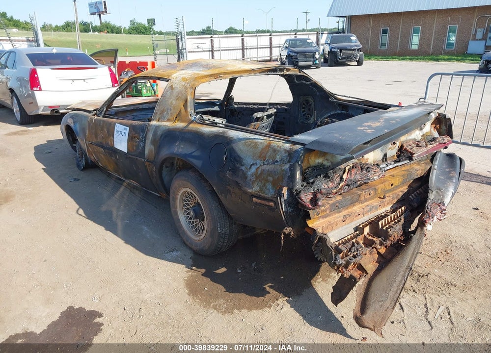1985 PONTIAC FIREBIRD VIN: 1G2FS87S4FL648477