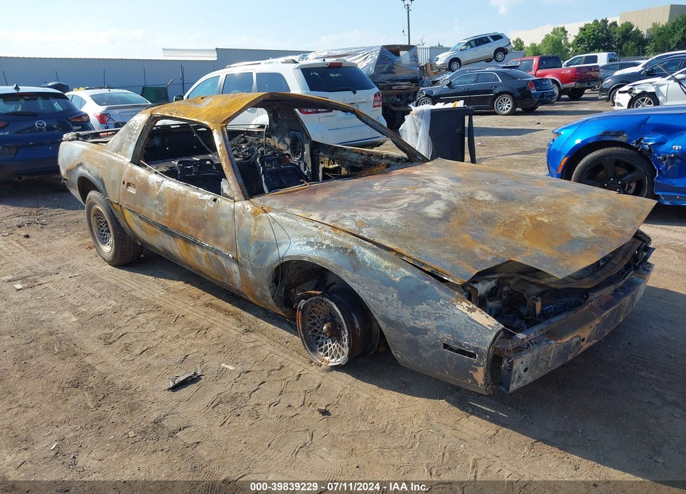 1985 PONTIAC FIREBIRD VIN: 1G2FS87S4FL648477