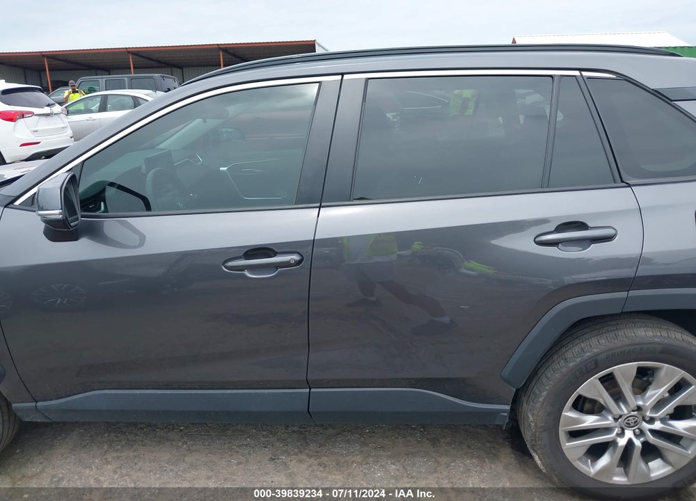2022 TOYOTA RAV4 XLE PREMIUM VIN: 2T3C1RFV9NC198499