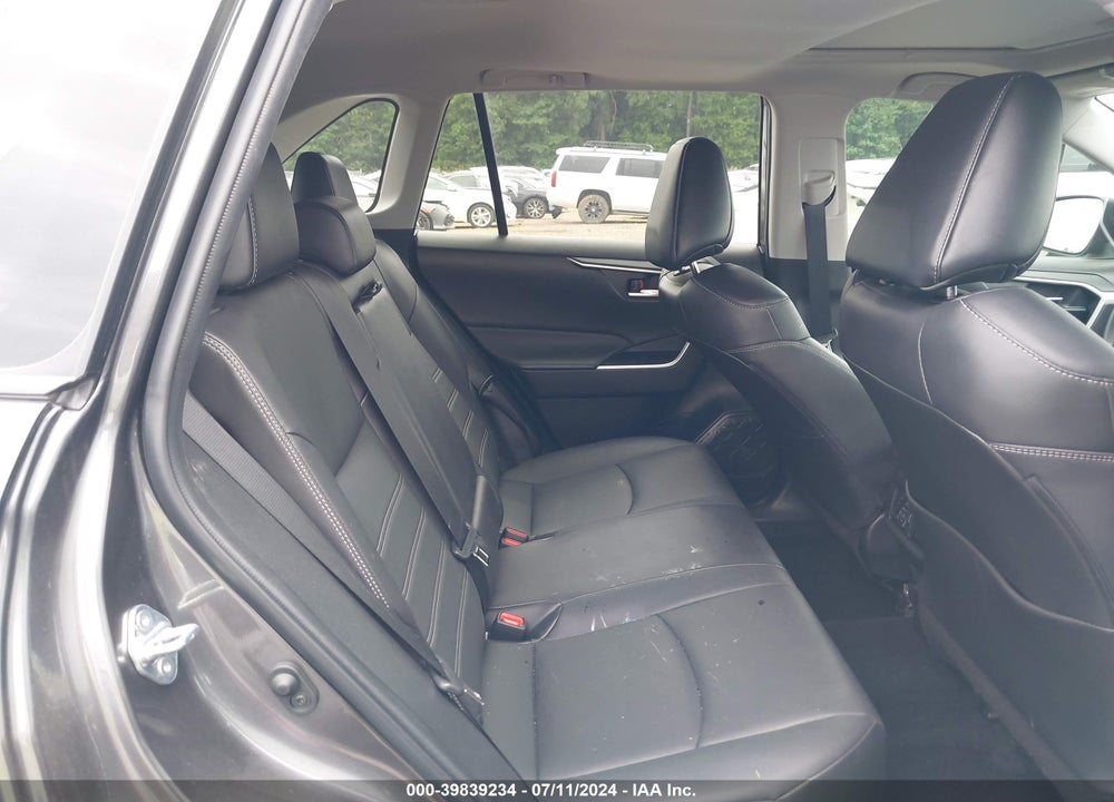 2022 TOYOTA RAV4 XLE PREMIUM VIN: 2T3C1RFV9NC198499