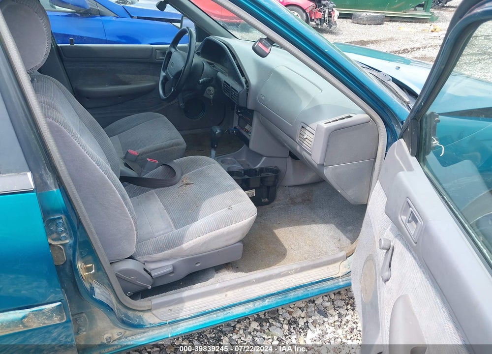 1996 FORD ESCORT LX VIN: 1FASP15J5TW100226