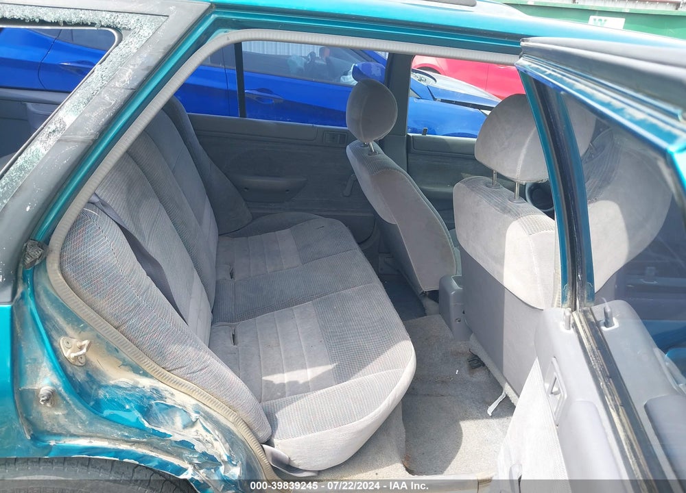 1996 FORD ESCORT LX VIN: 1FASP15J5TW100226