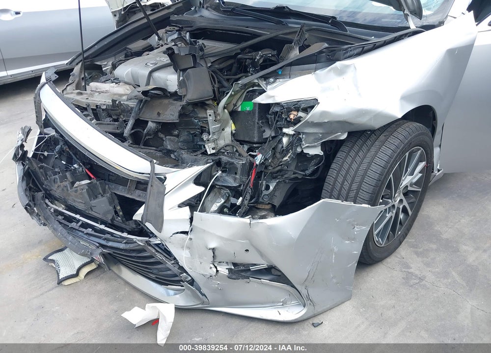 2016 LEXUS ES 350 VIN: 58ABK1GG1GU005517