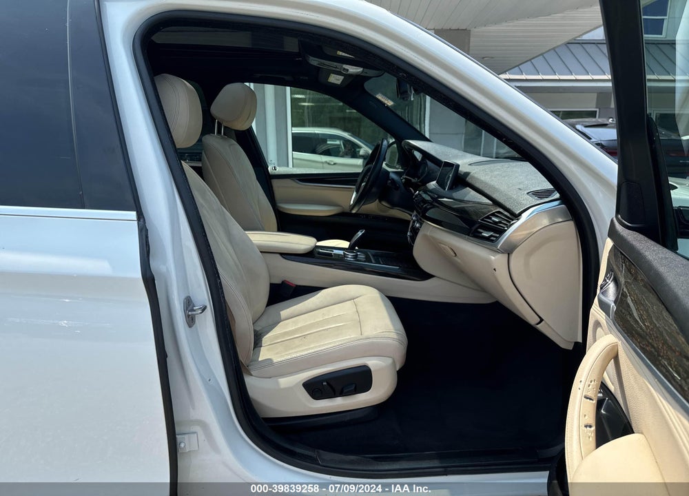 2017 BMW X5 XDRIVE35I VIN: 5UXKR0C37H0X80741