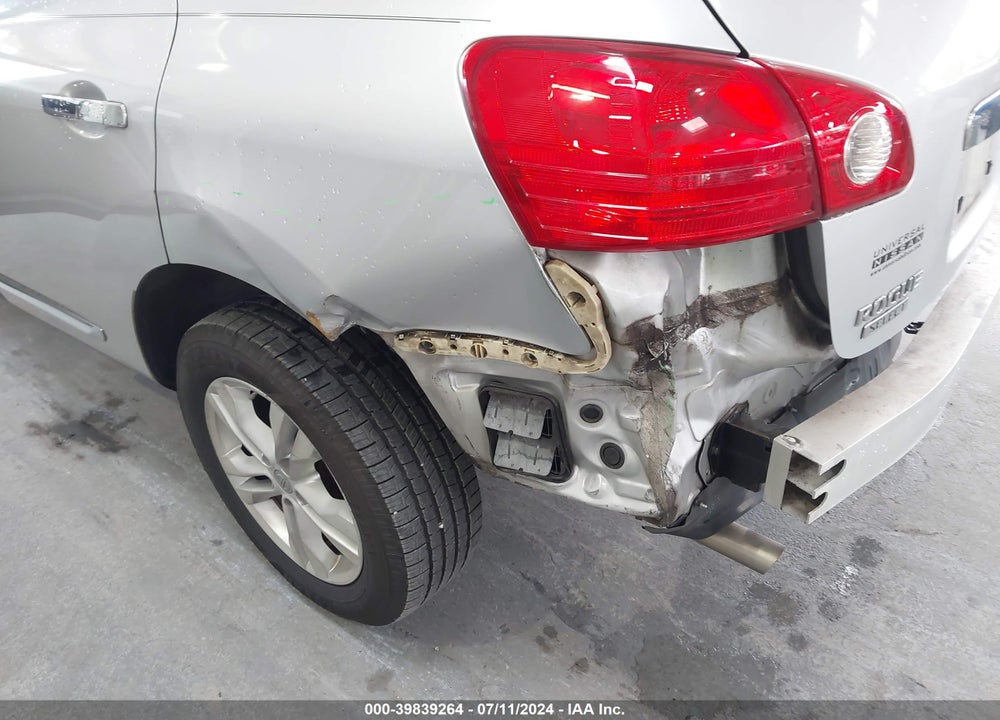 2015 NISSAN ROGUE SELECT S VIN: JN8AS5MT8FW669479