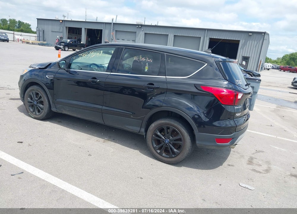2019 FORD ESCAPE SE VIN: 1FMCU9GDXKUB64281