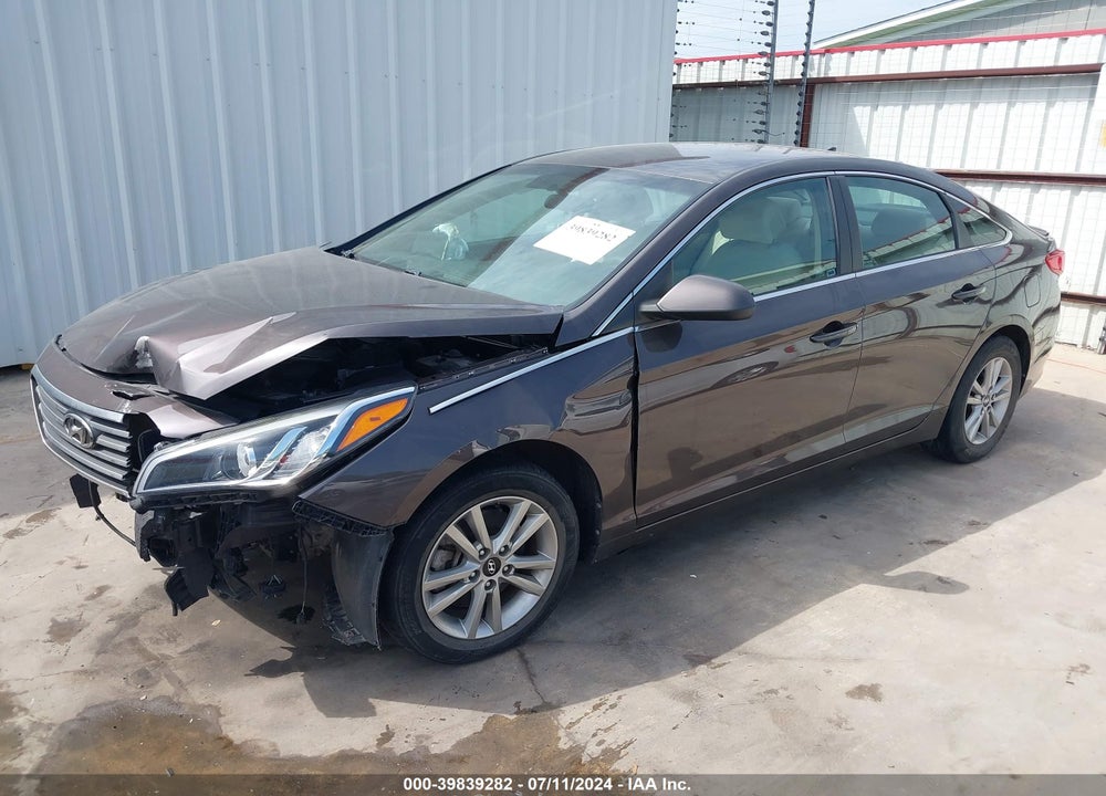 2015 HYUNDAI SONATA SE VIN: 5NPE24AF8FH059528