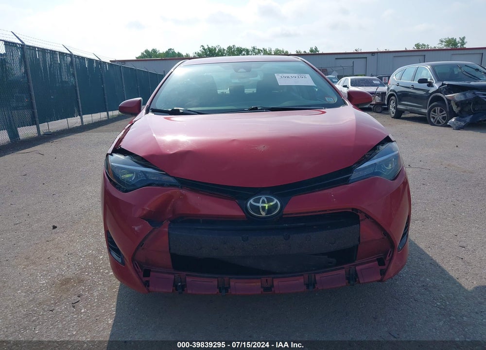 2019 TOYOTA COROLLA LE VIN: 2T1BURHE0KC148417