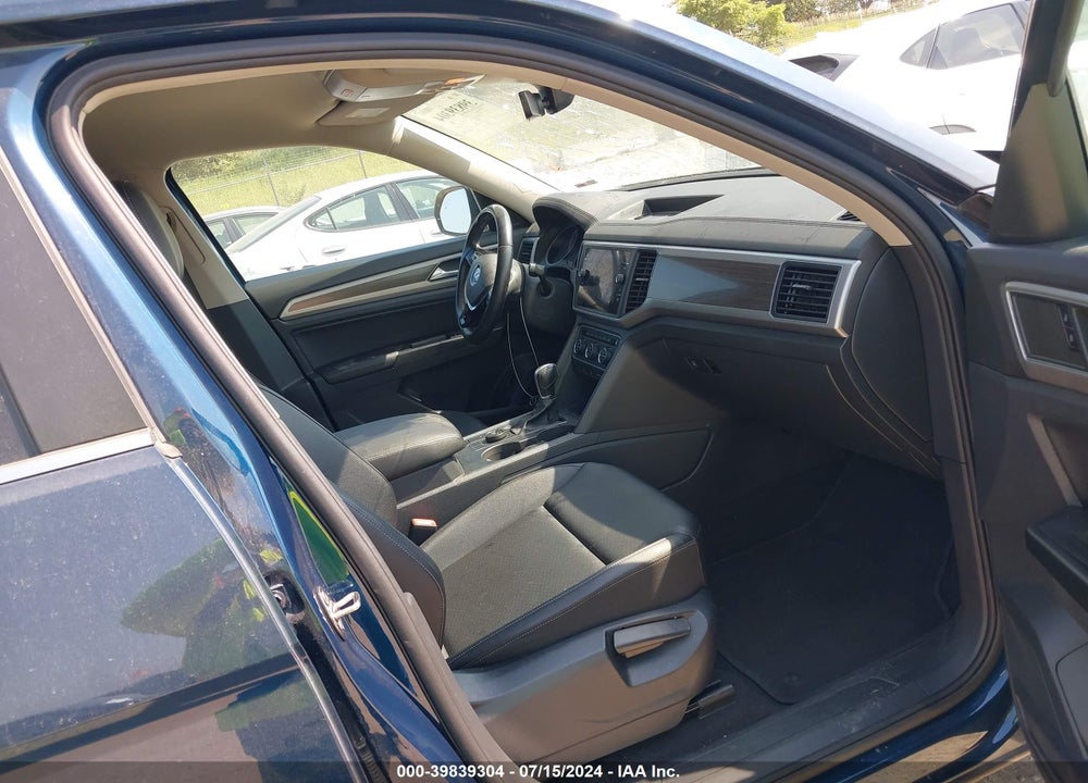 2019 VOLKSWAGEN ATLAS 3.6L V6 SE W/TECHNOLOGY VIN: 1V2UR2CA1KC579104