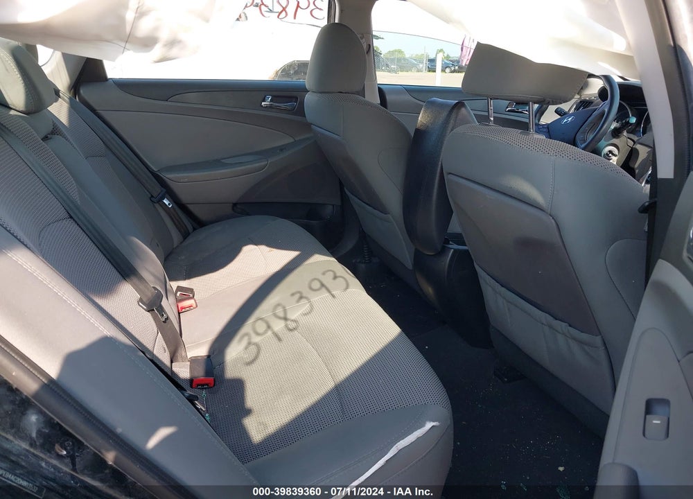 2013 HYUNDAI SONATA GLS VIN: 5NPEB4AC2DH803532