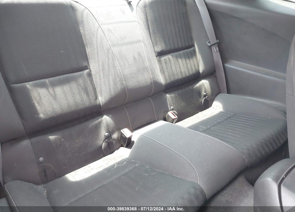 2013 CHEVROLET CAMARO 1LS VIN: 2G1FE1E31D9130233