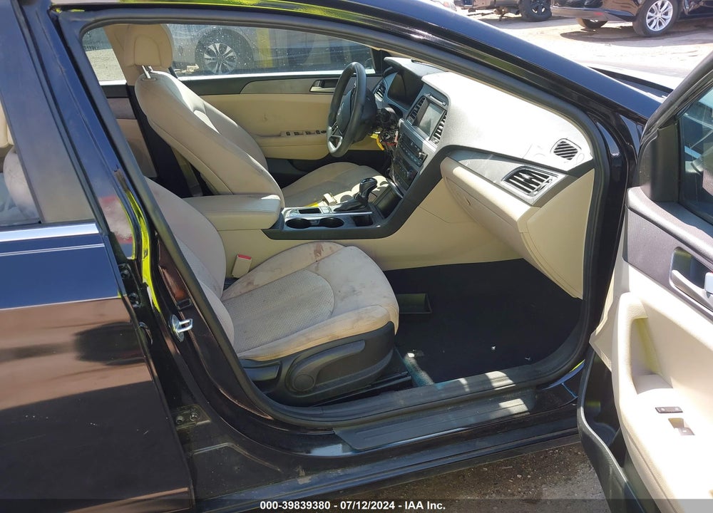 2017 HYUNDAI SONATA SE VIN: 5NPE24AF8HH499817