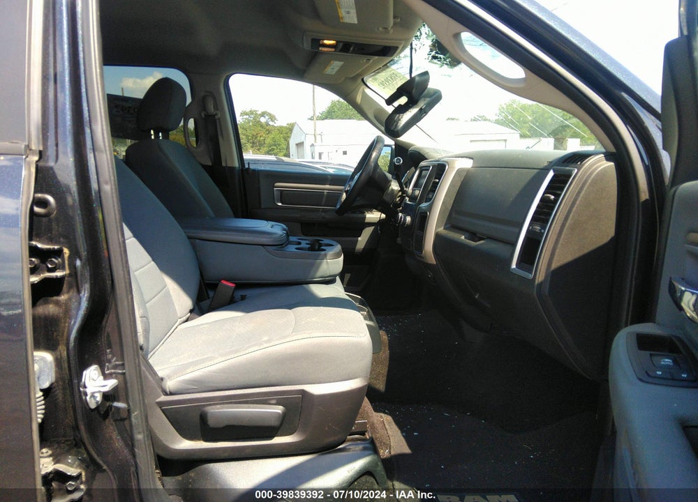 2016 RAM 2500 SLT VIN: 3C6TR5DT0GG378983